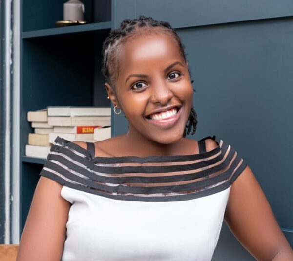 Wambui Daniel, the founder of DacinFx explain a step by step guide on How to Pay for Classes at DacinFX